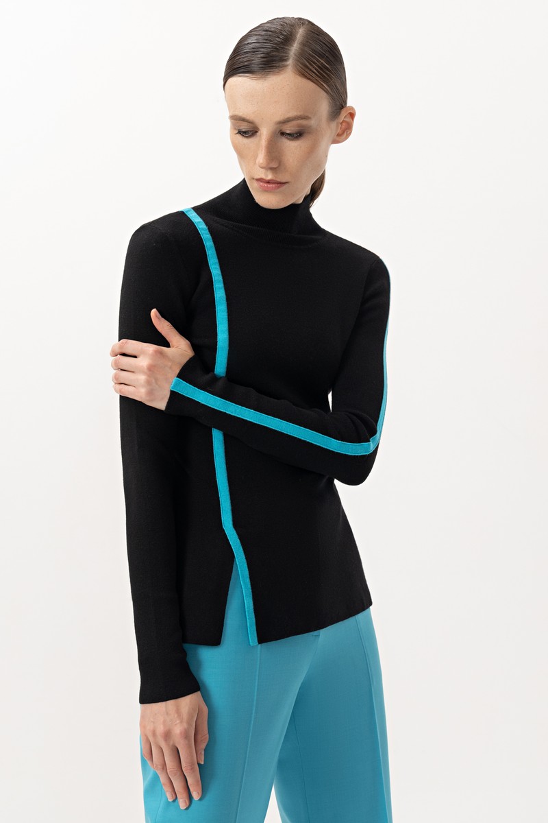 Водолазка с контрастными элементами VASSA&Co, пол женский, цвет черный