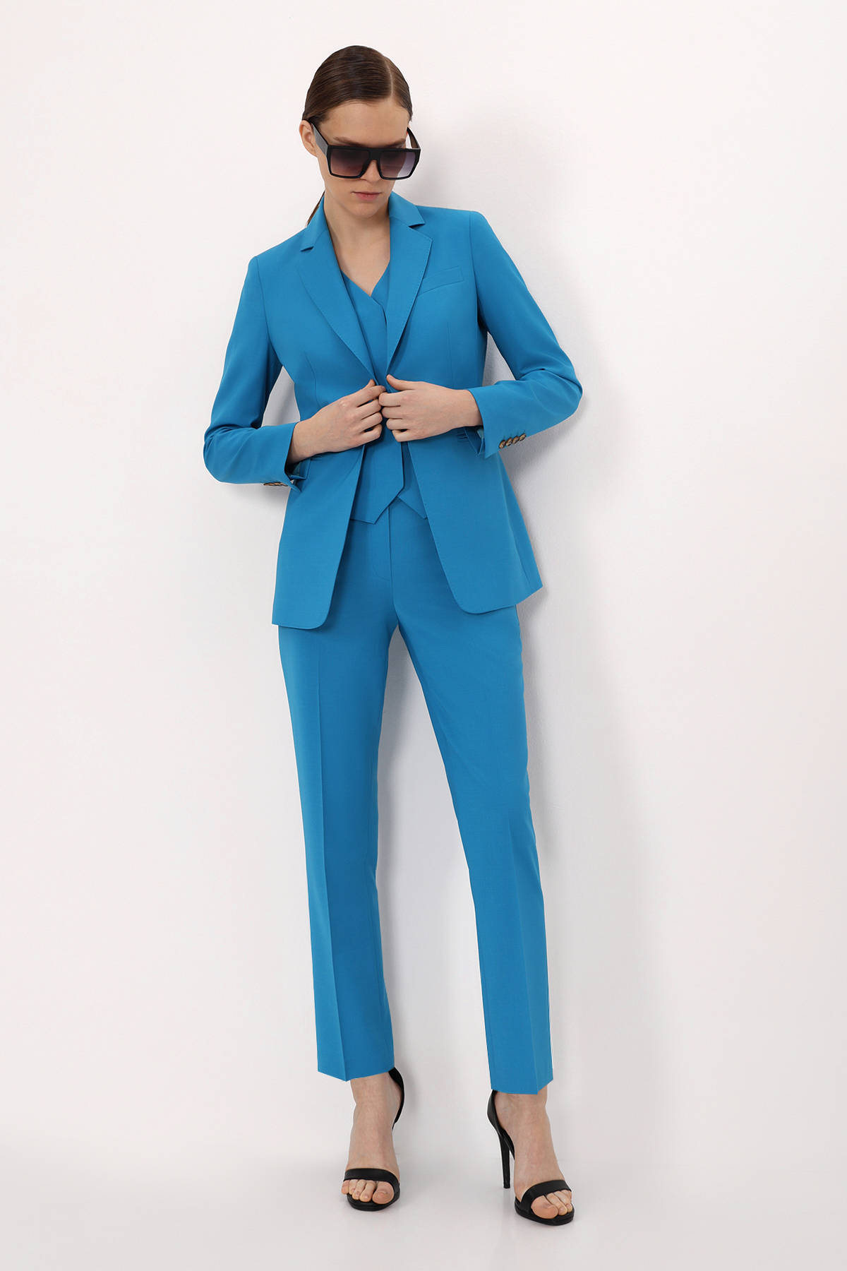 Trousers female БРЮКИ VASSA&Co Голубой