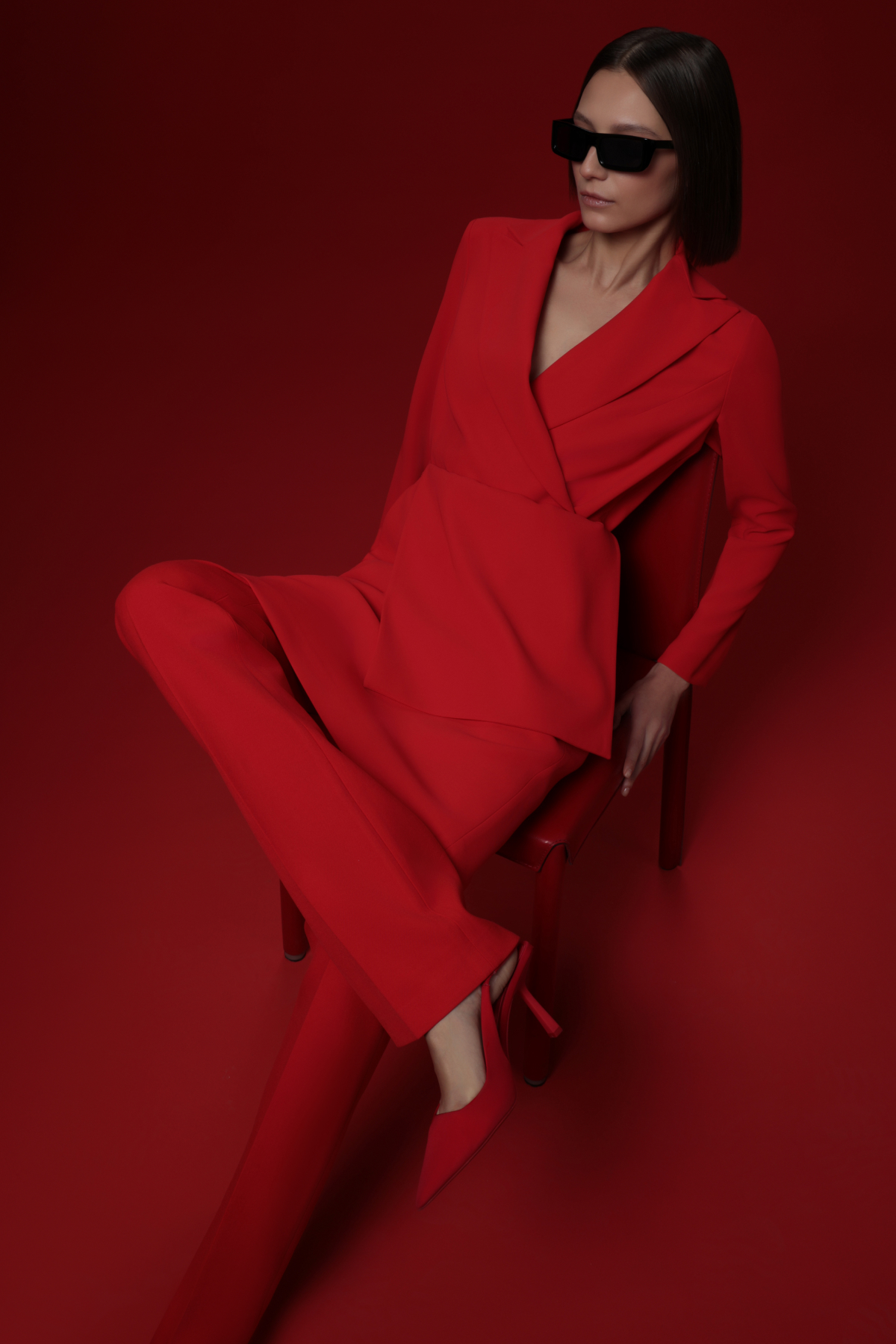 Dress female ПЛАТЬЕ VASSA&Co Red