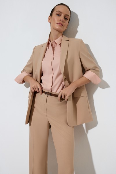 Jacket , пол female, цвет бежевый