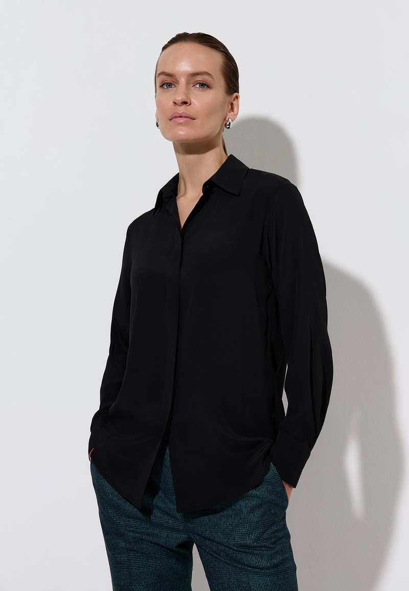 Blouse female БЛУЗКА VASSA&Co Black