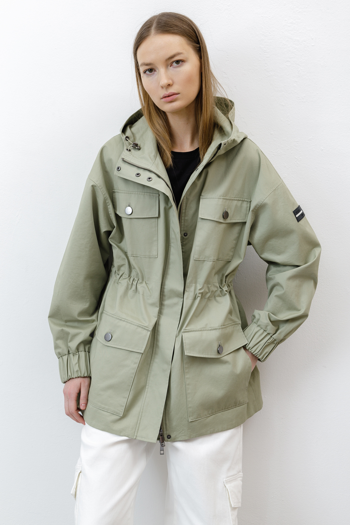 Ветровка из хлопка , пол женский, цвет зеленый