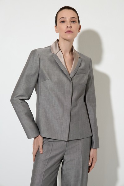 Жакет с отделкой из атласа VASSA&Co, пол женский, цвет серый