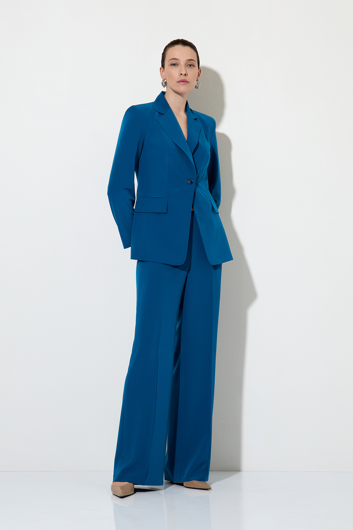 Trousers female БРЮКИ VASSA&Co Голубой