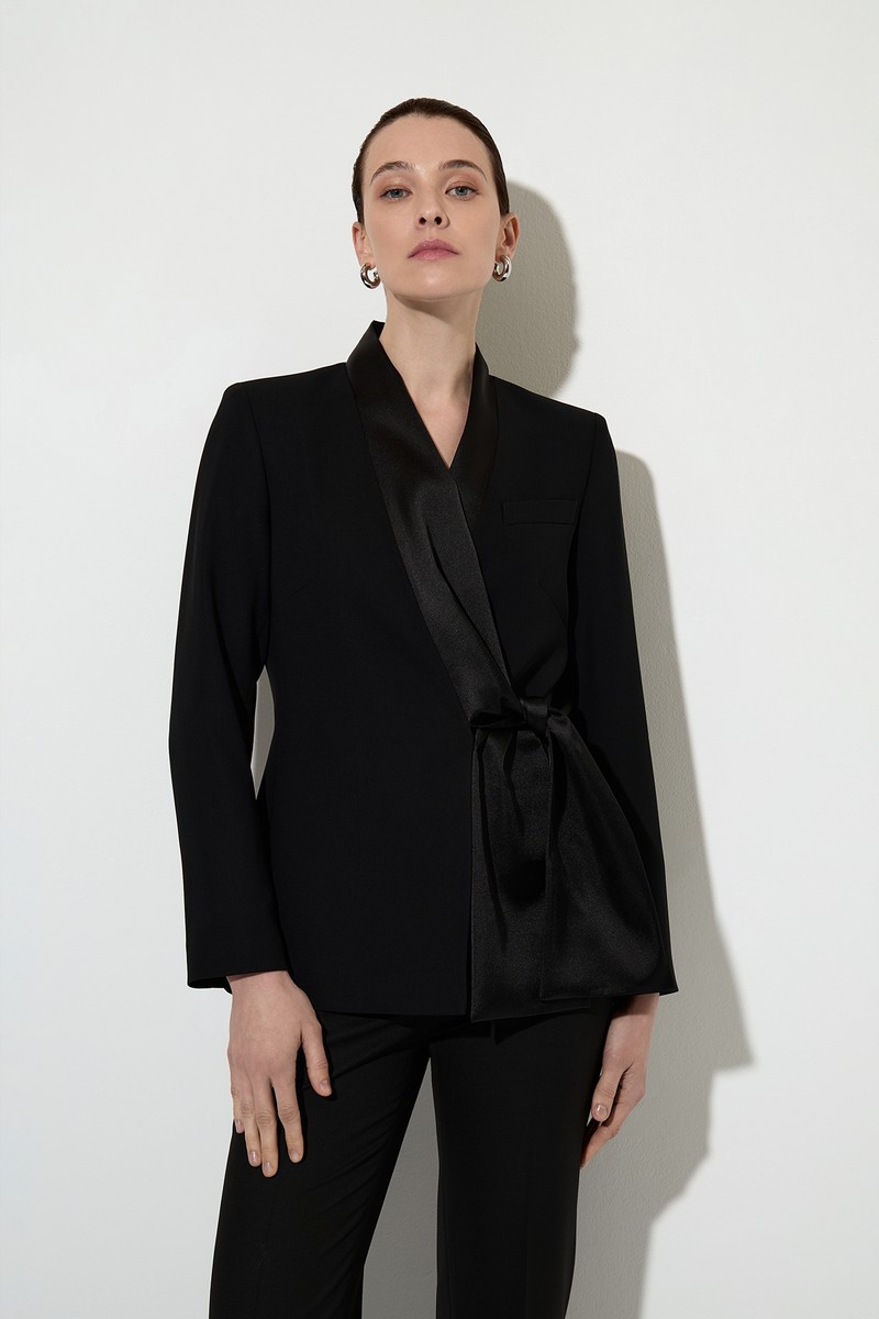 Jacket with a tie at the waist female ЖАКЕТ VASSA&Co Black