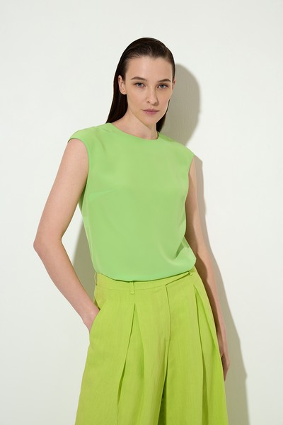 Блузка без рукавов , пол женский, цвет зеленый