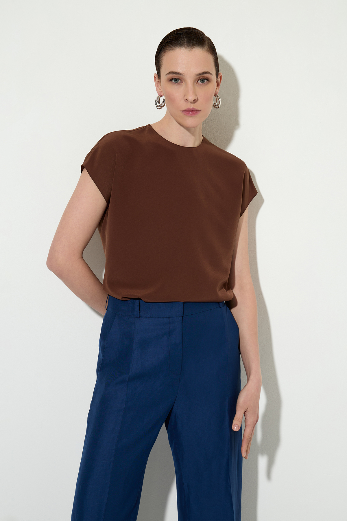 Blouse female БЛУЗКА VASSA&Co Brown