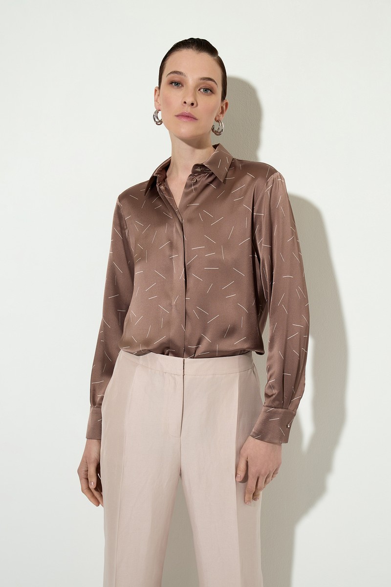 Blouse female БЛУЗКА VASSA&Co Бежевый