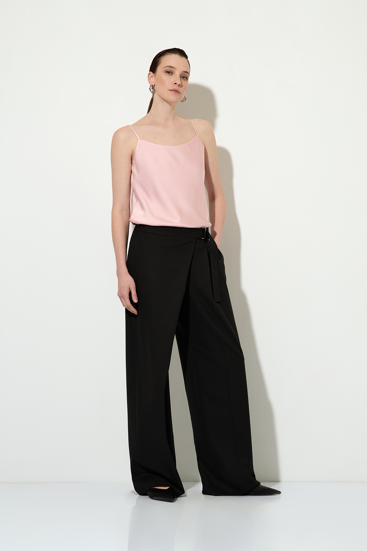 Trousers female БРЮКИ VASSA&Co Black
