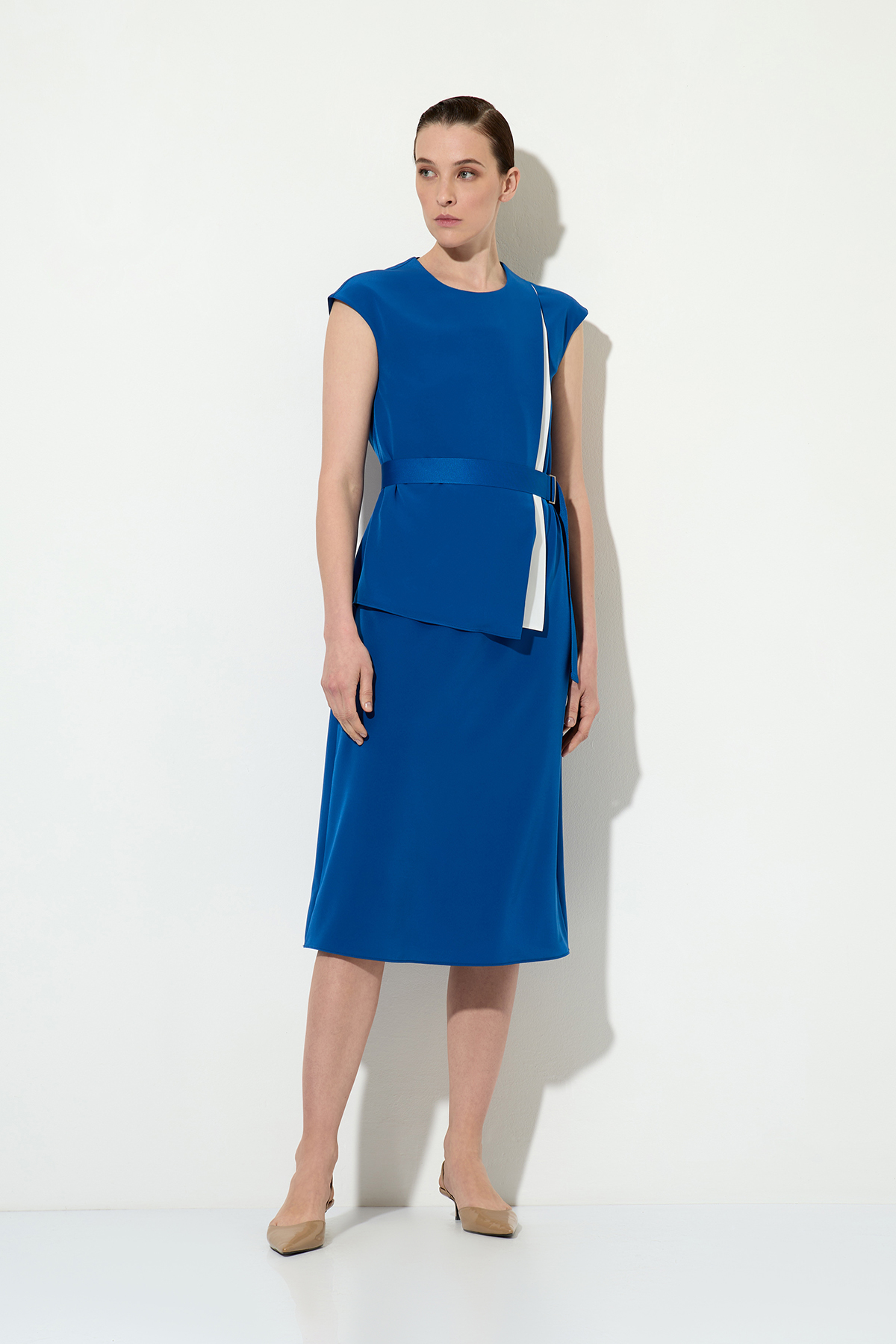 Dress female ПЛАТЬЕ VASSA&Co Синий