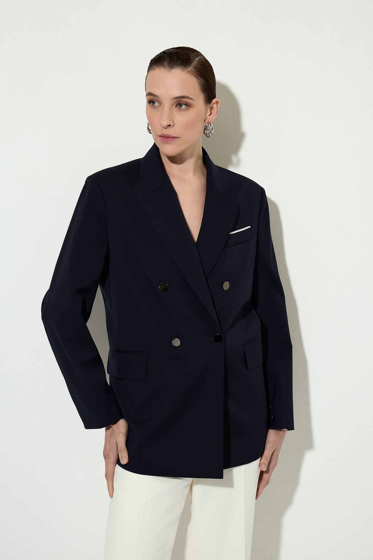 Double-breasted jacket female ЖАКЕТ VASSA&Co Синий