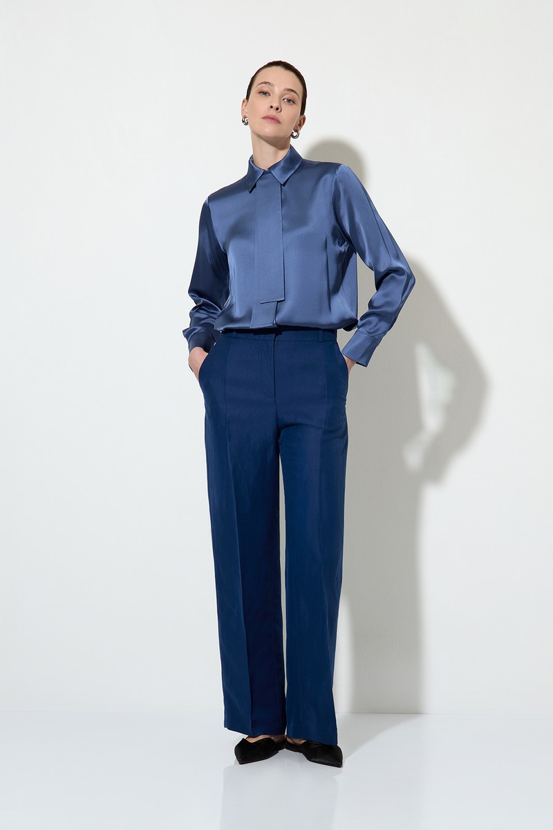 Trousers female БРЮКИ VASSA&Co Синий