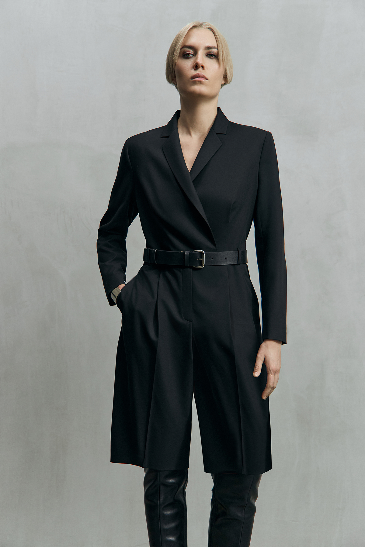 Overalls female КОМБИНЕЗОН VASSA&Co Black