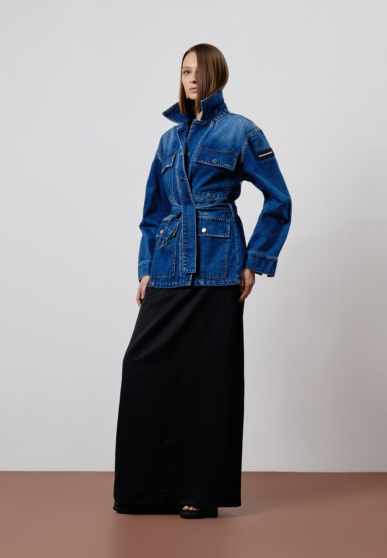 Denim jacket female КУРТКА ЖЕНСКАЯ VASSA CODE Синий