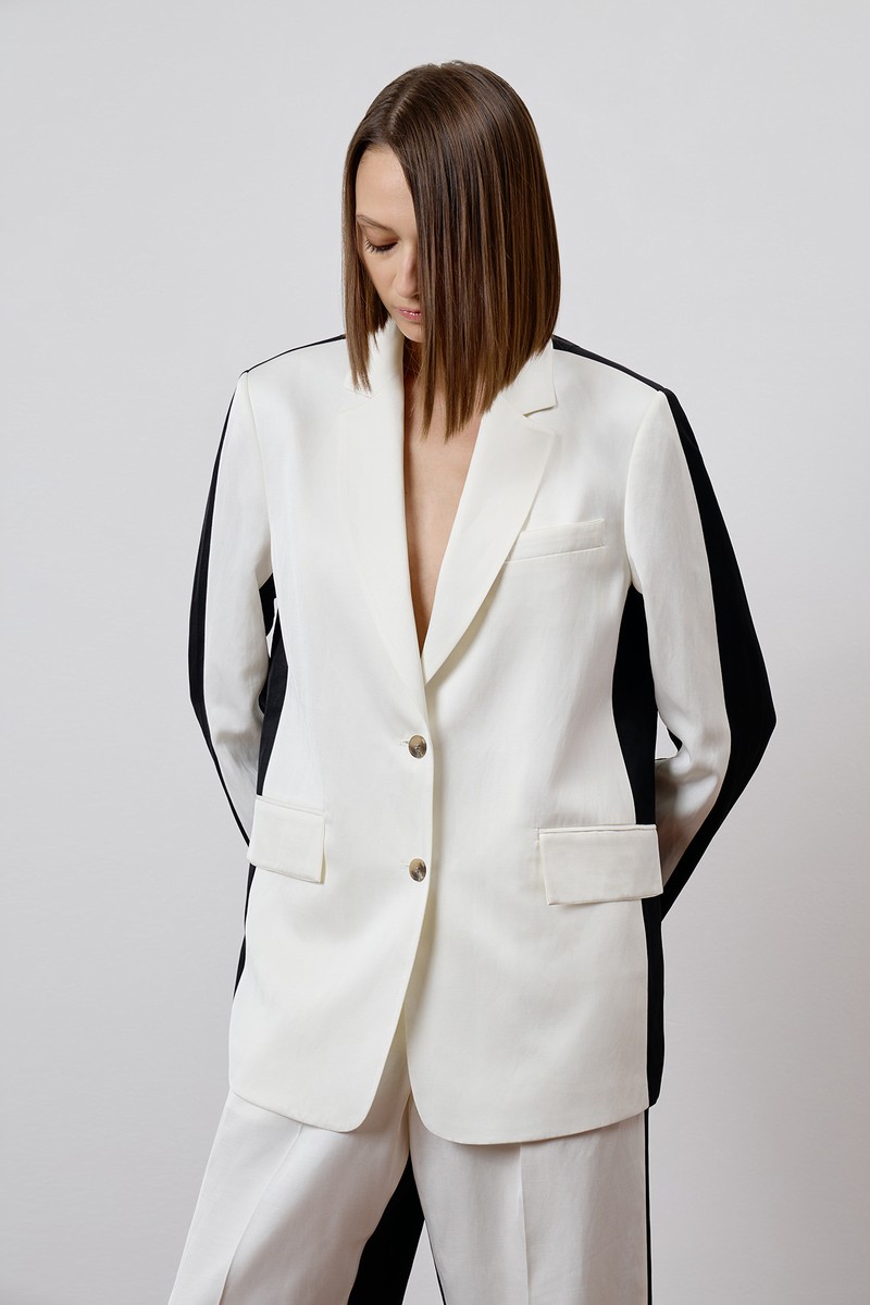 Жакет в стиле color block female ЖАКЕТ ЖЕНСКИЙ VASSA CODE Black