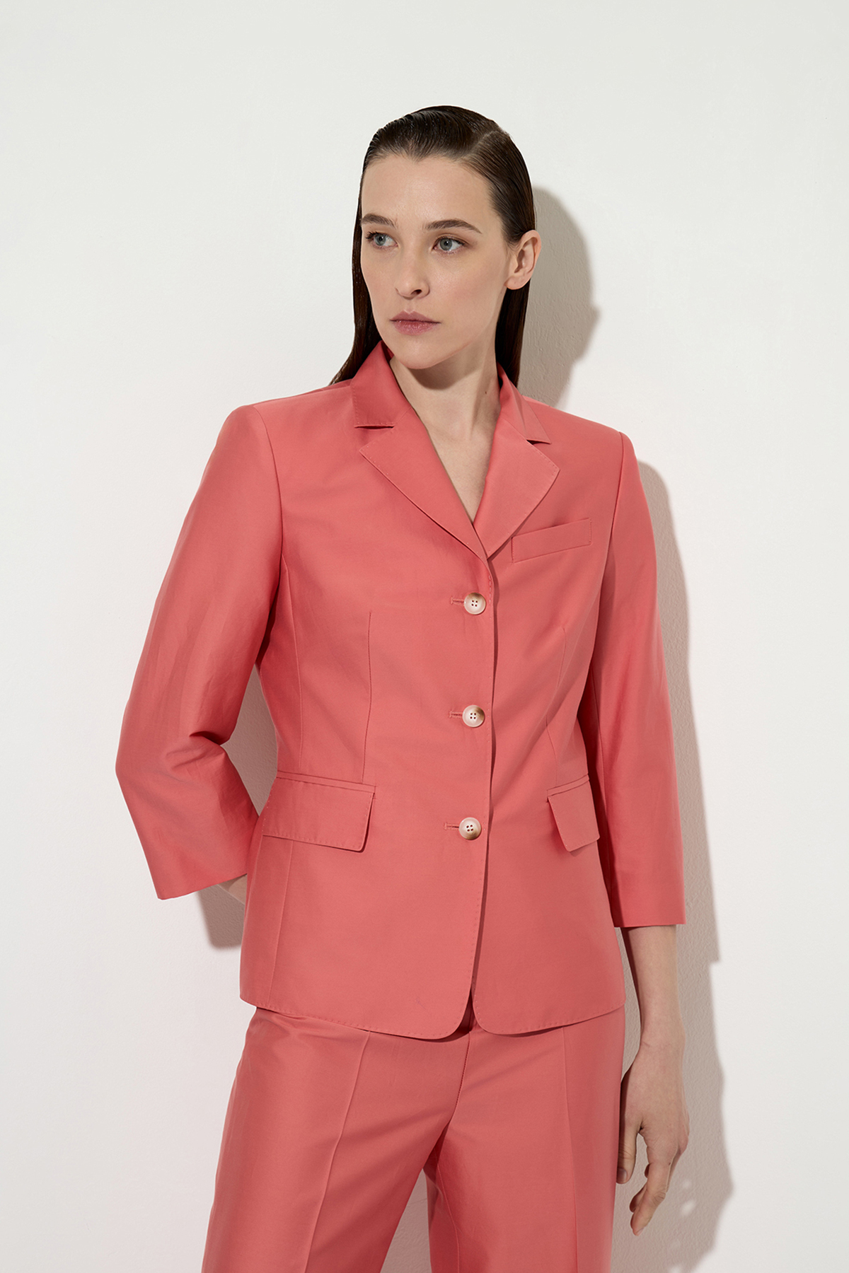 Cropped jacket female ЖАКЕТ VASSA&Co Pink