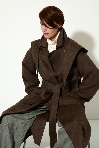 Пальто женское с капюшоном VASSA CODE, пол женский, цвет коричневый