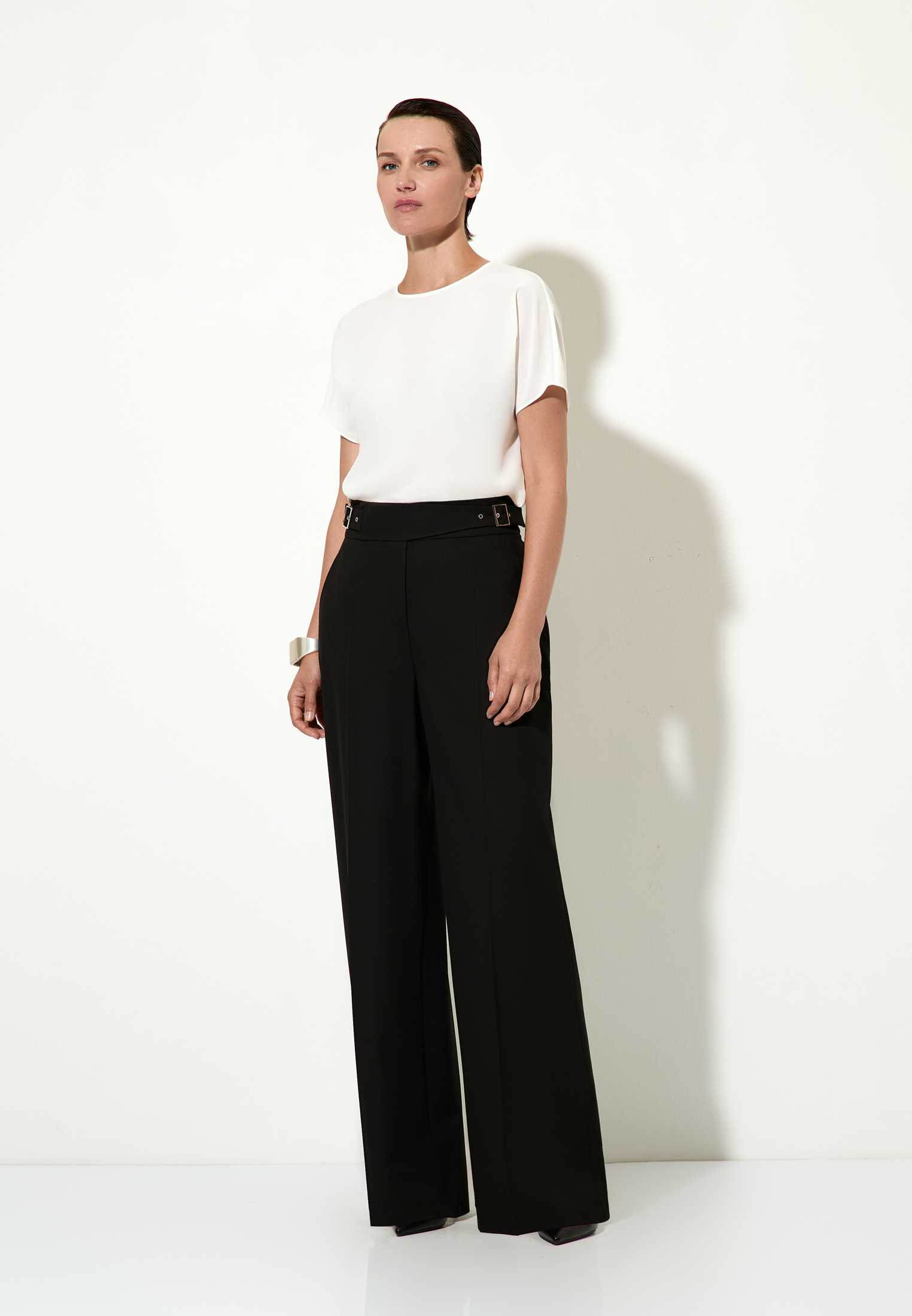 Trousers female БРЮКИ VASSA&Co Black