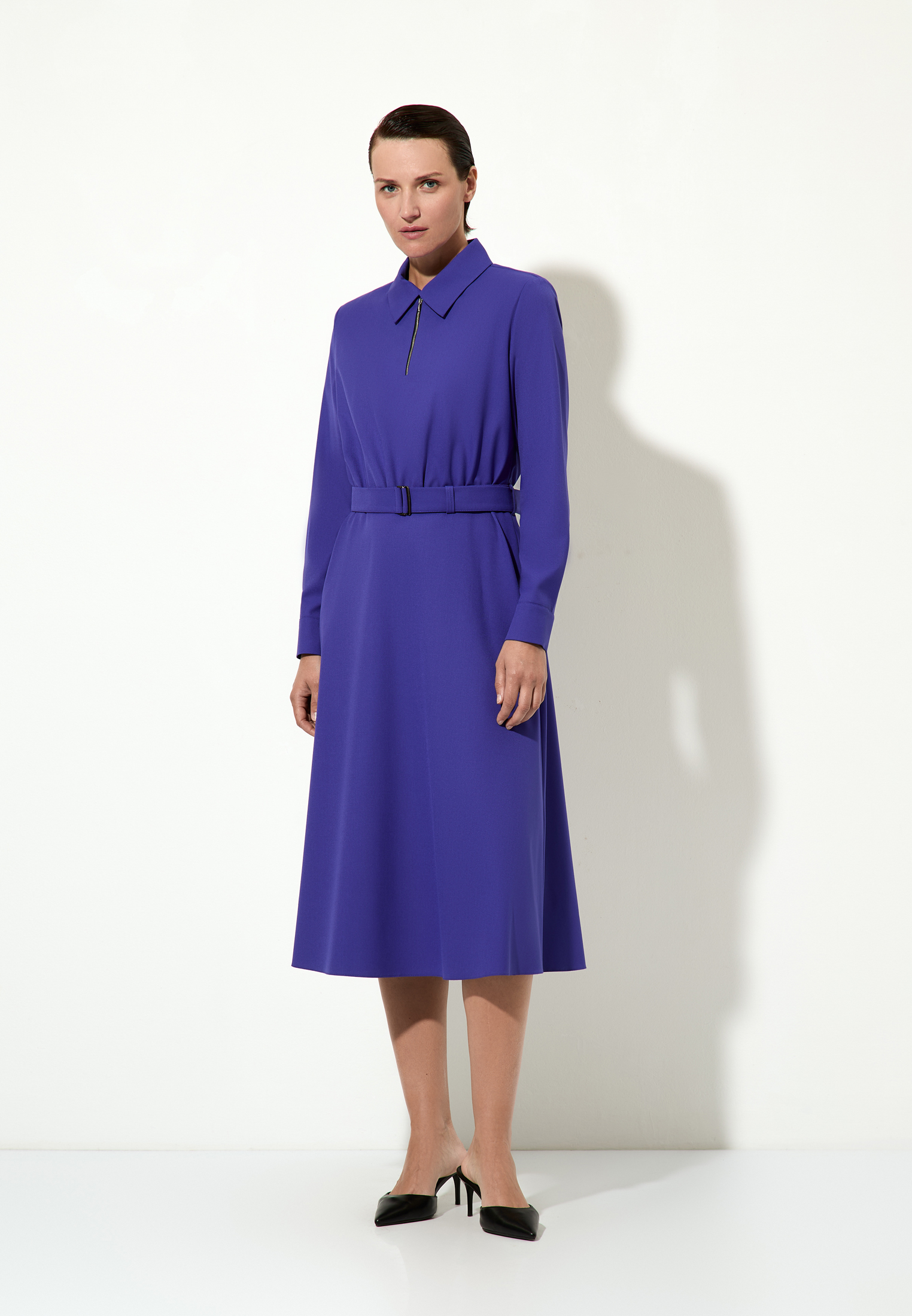Dress female ПЛАТЬЕ VASSA&Co Violet