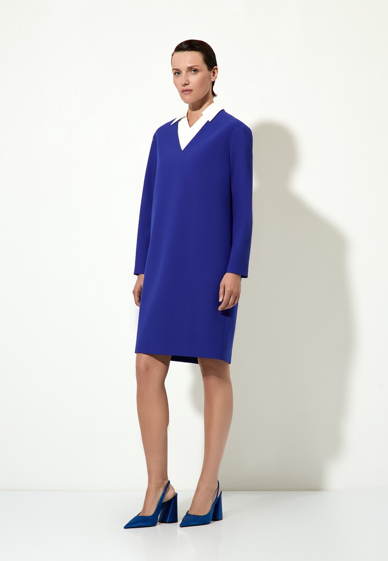 Платье со съемной манишкой VASSA&Co, пол женский, цвет синий