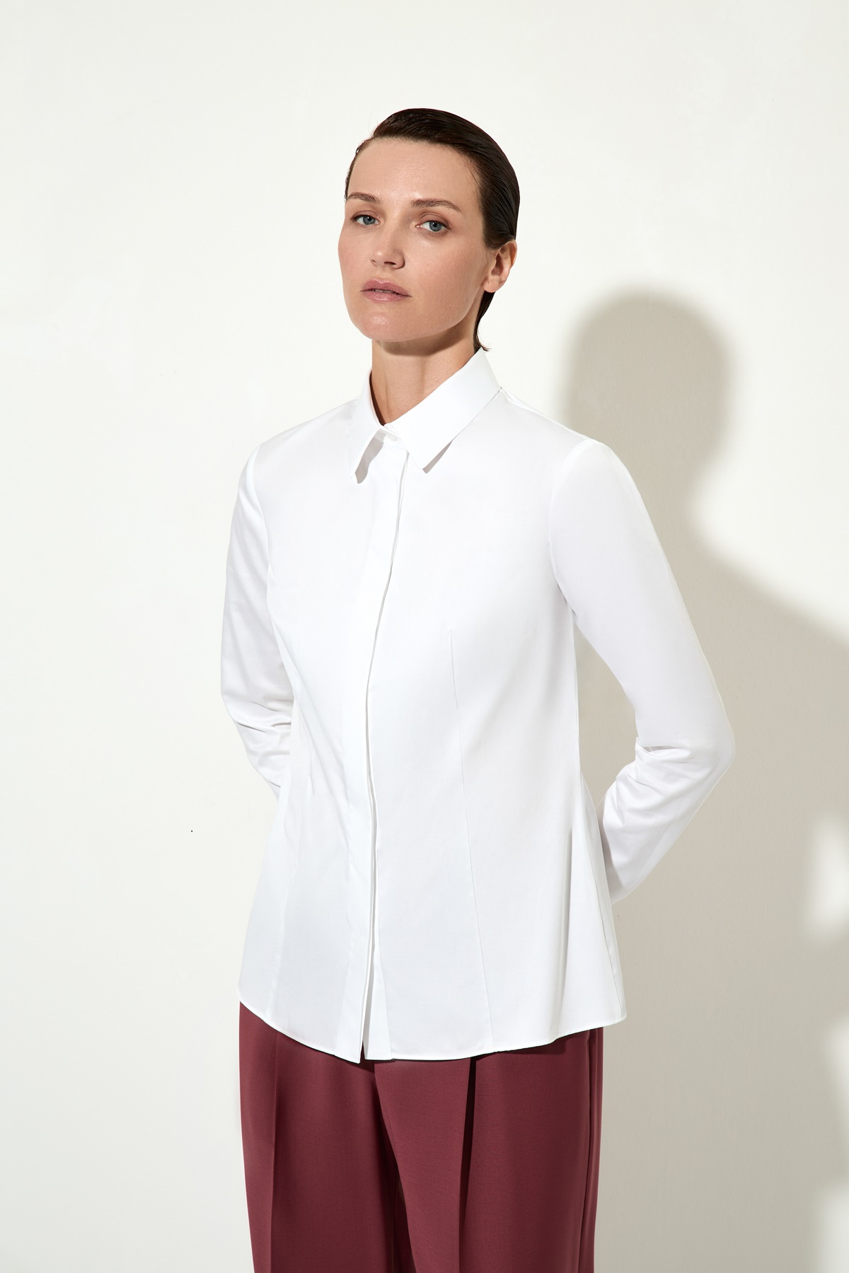 Блузка female БЛУЗКА VASSA&Co White