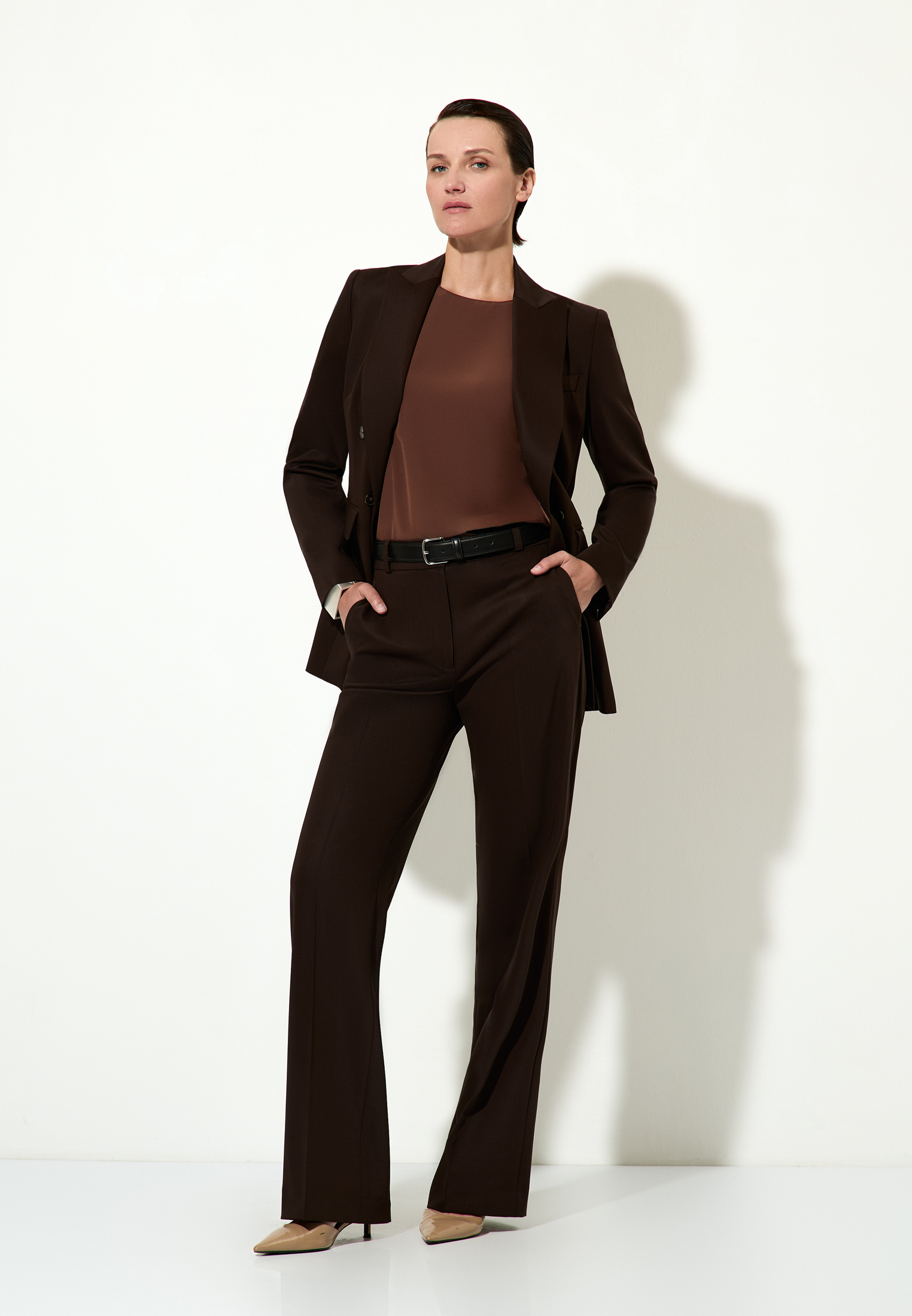 Брюки female БРЮКИ VASSA&Co Brown