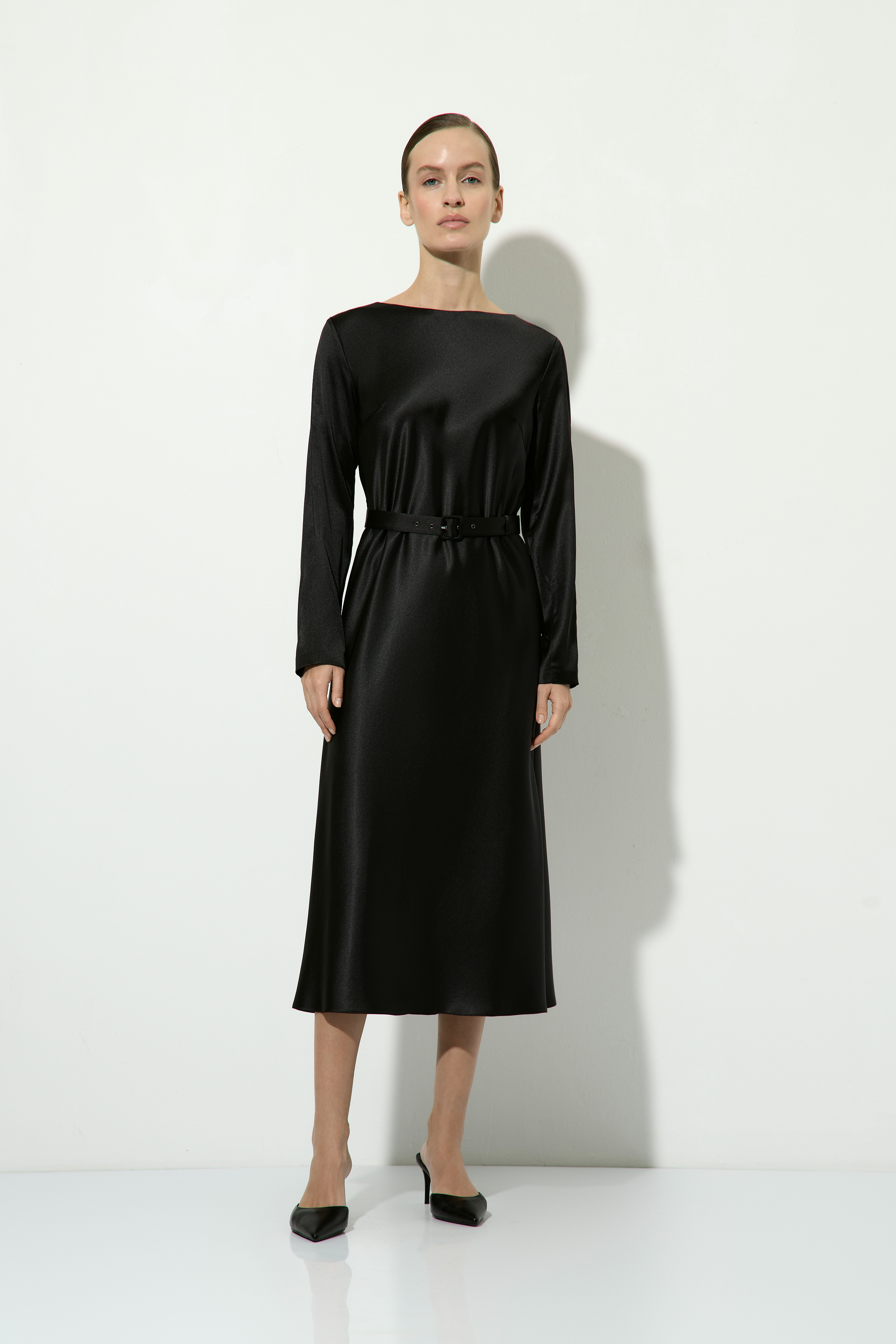 Платье VASSA&Co, пол female, цвет Black
