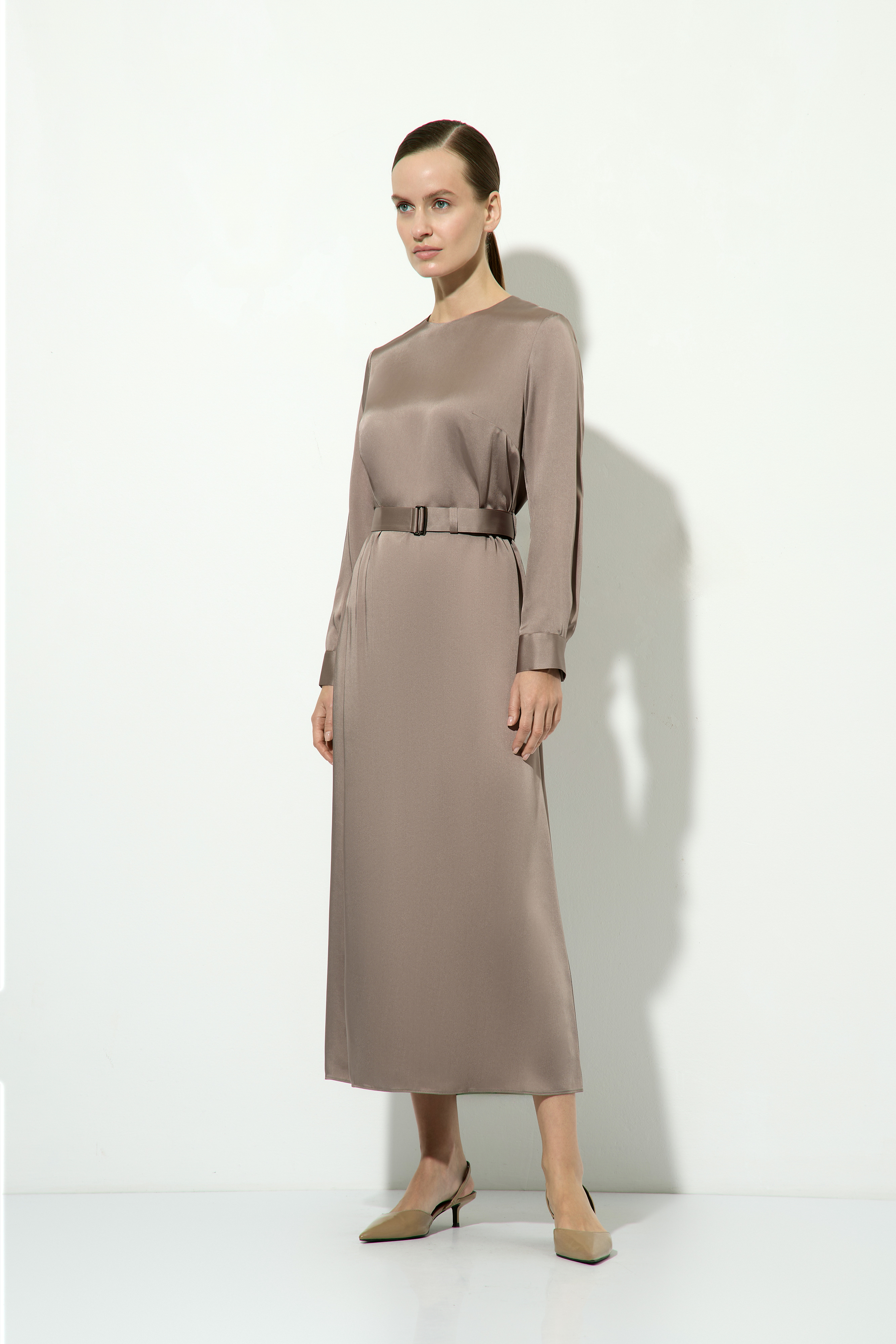 Платье VASSA&Co, пол Женский, цвет Коричневый
