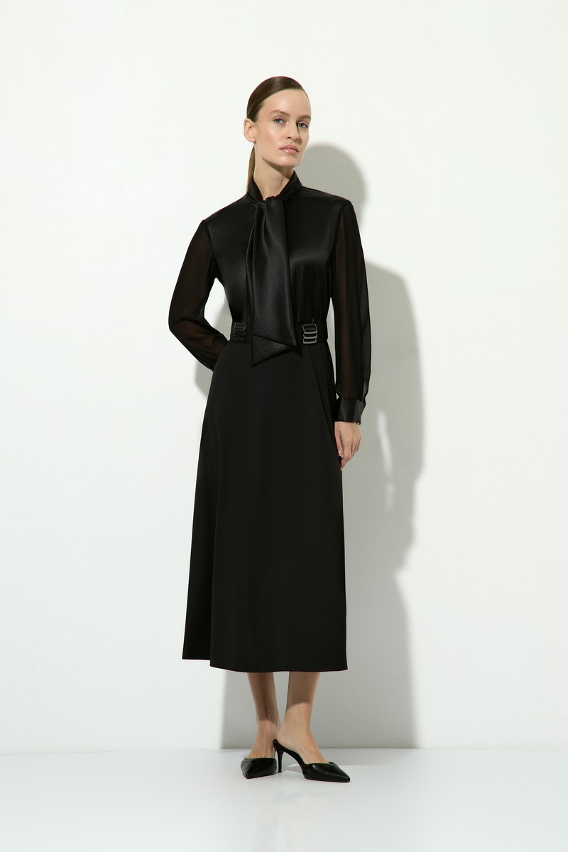 Платье с шифоновыми рукавами VASSA&Co, пол female, цвет black