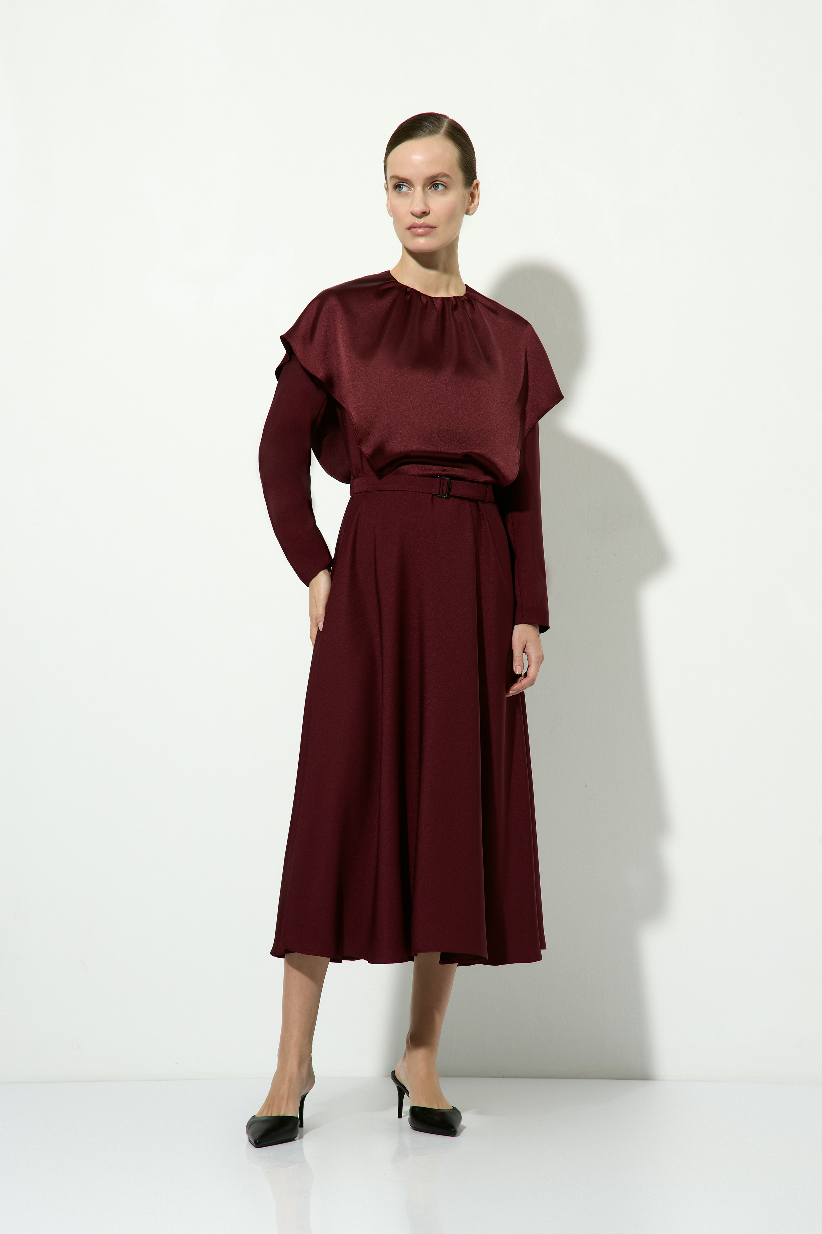 Платье VASSA&Co, пол Женский, цвет Красный