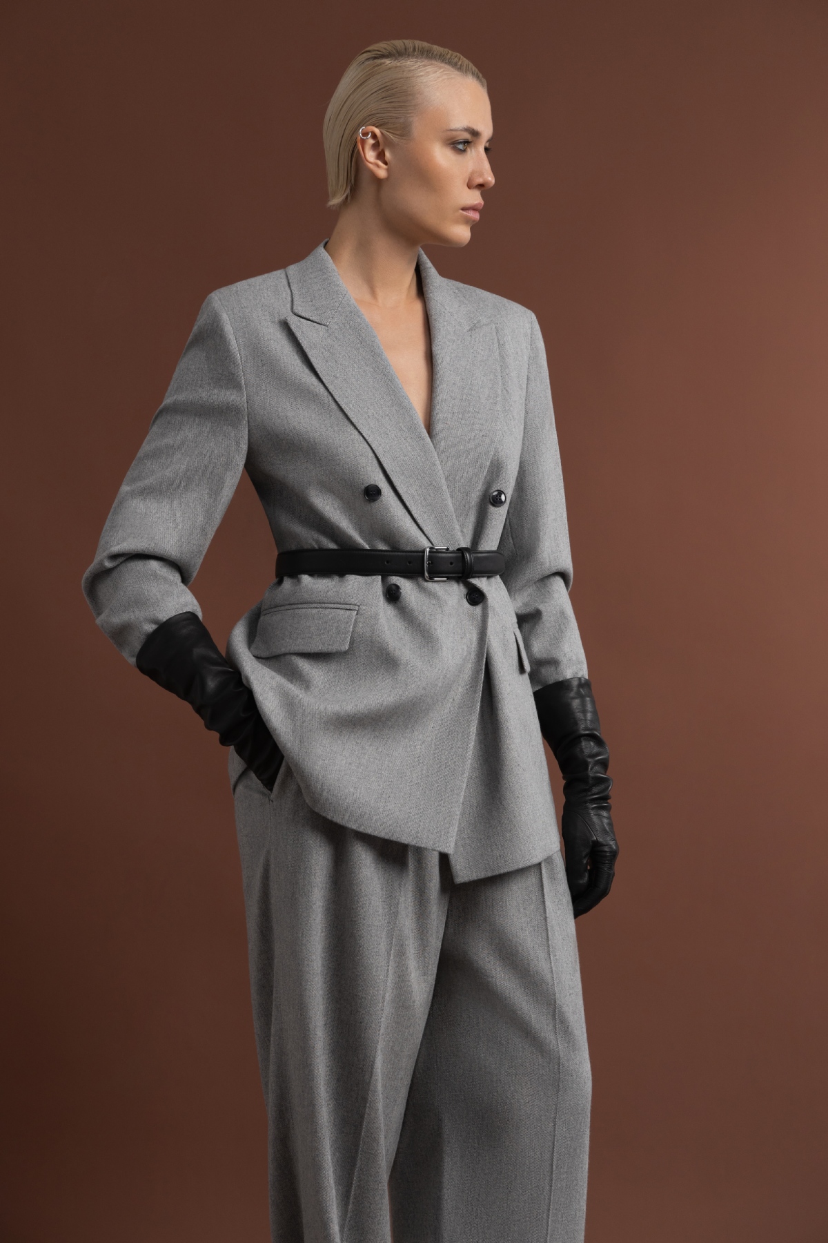 Двубортный жакет VASSA&Co, пол женский, цвет серый