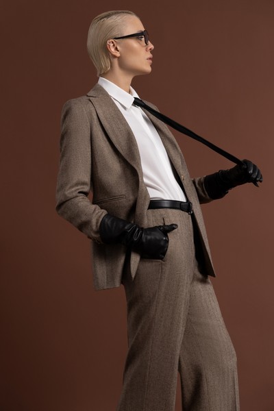 Брюки прямого кроя VASSA&Co, пол female, цвет brown