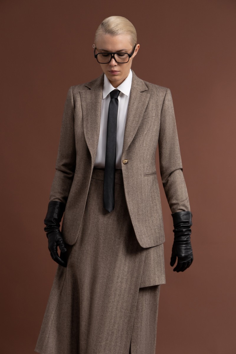 Однобортный жакет приталенного силуэта VASSA&Co, пол female, цвет Brown