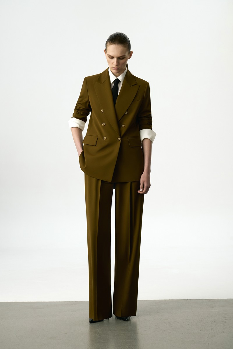 Жакет двубортный VASSA&Co, пол female, цвет зеленый