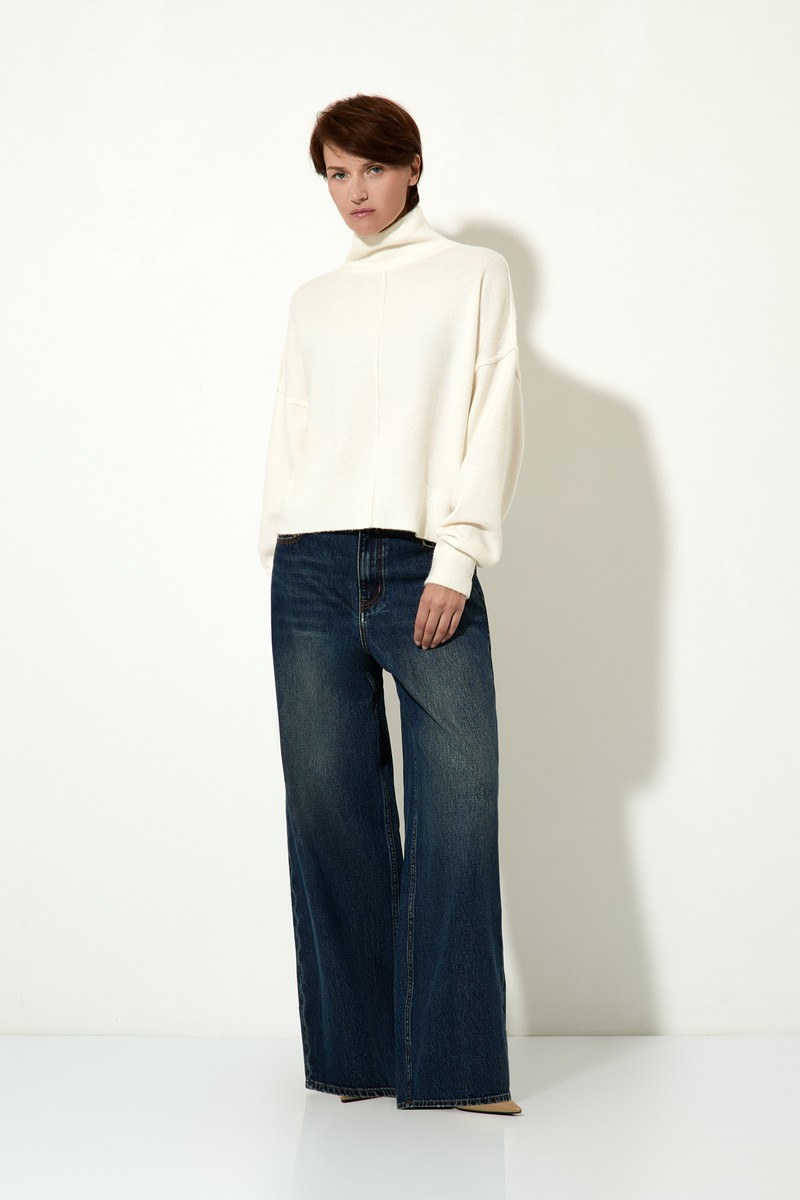 Джинсы широкие VASSA CODE, пол female, цвет синий