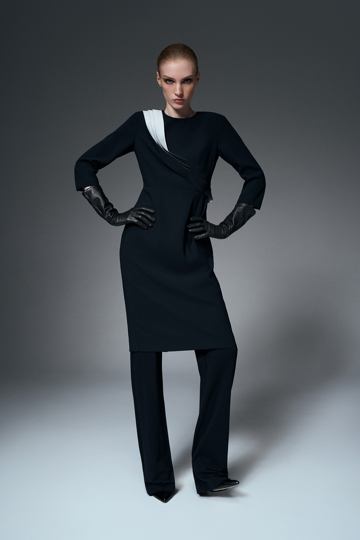 Платье со съемной деталью VASSA&Co, пол женский, цвет черный