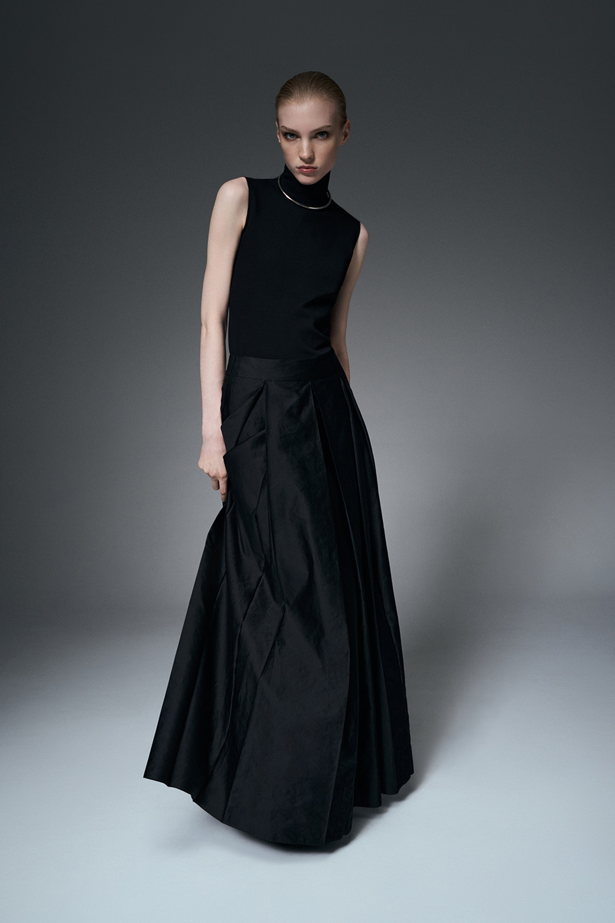 Юбка-макси со складками VASSA&Co, пол женский, цвет черный