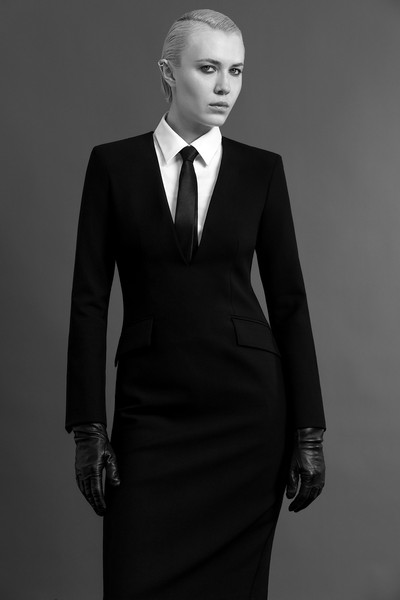 Платье VASSA&Co, пол female, цвет black