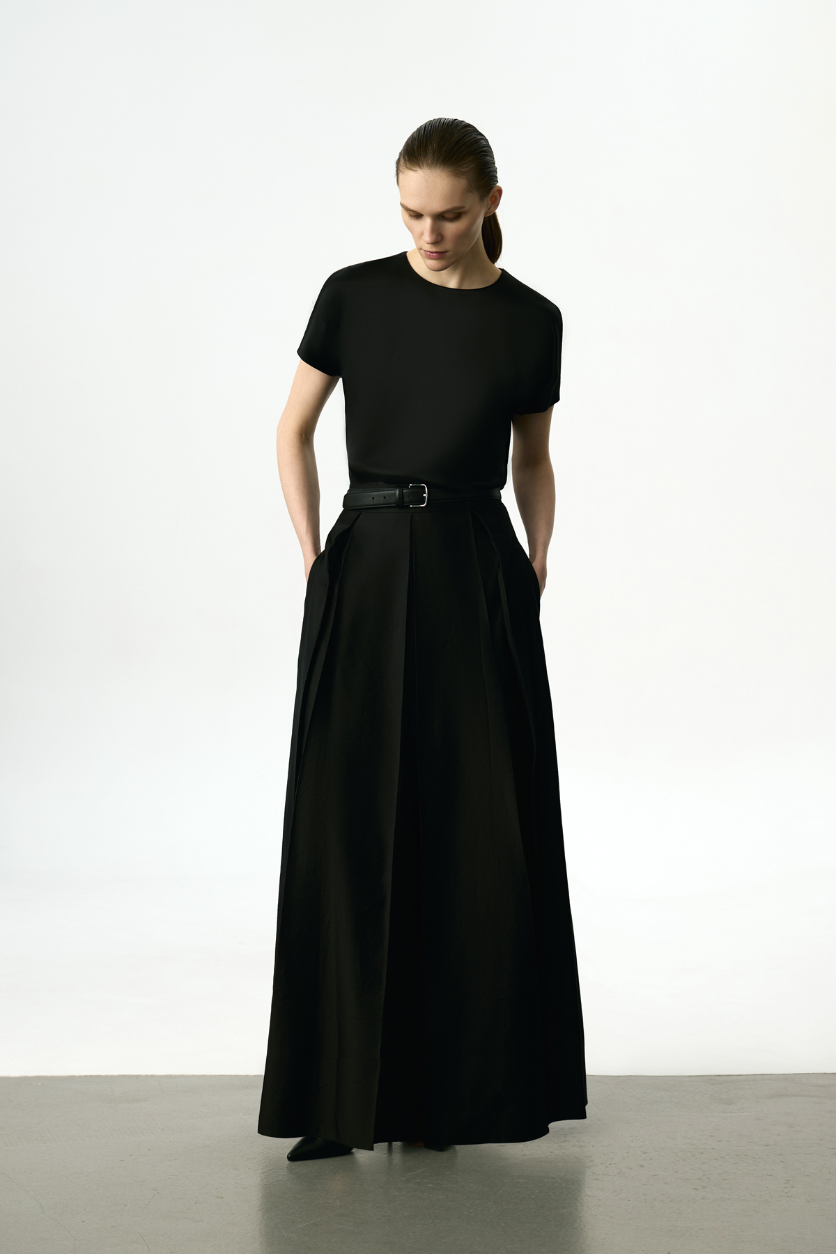 Юбка-макси со складками VASSA&Co, пол female, цвет black