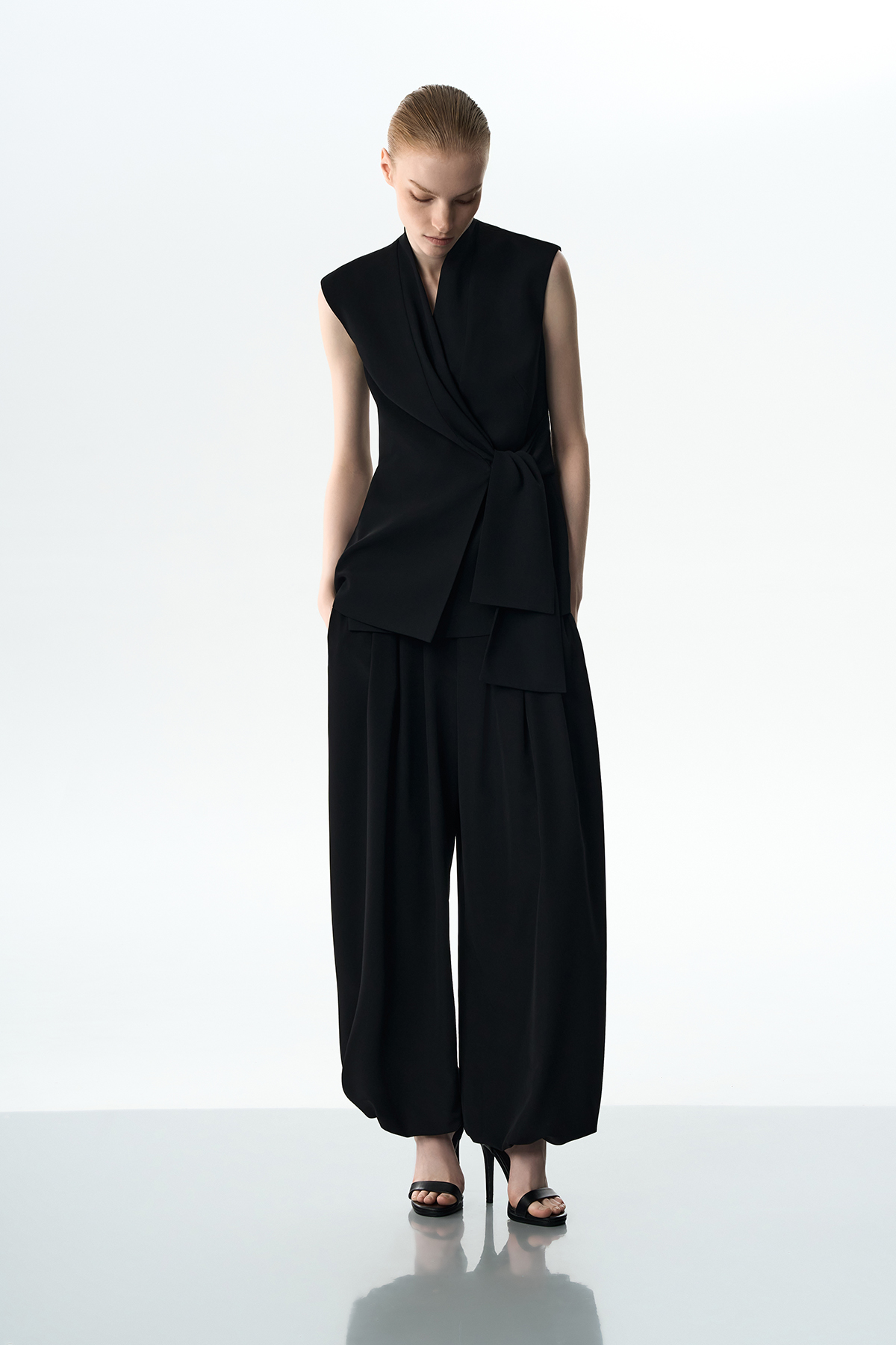 Брюки-алладины , пол female, цвет black