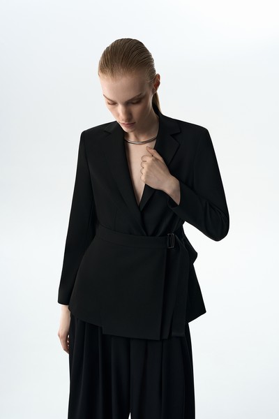 Жакет со съемной деталью VASSA&Co, пол female, цвет black