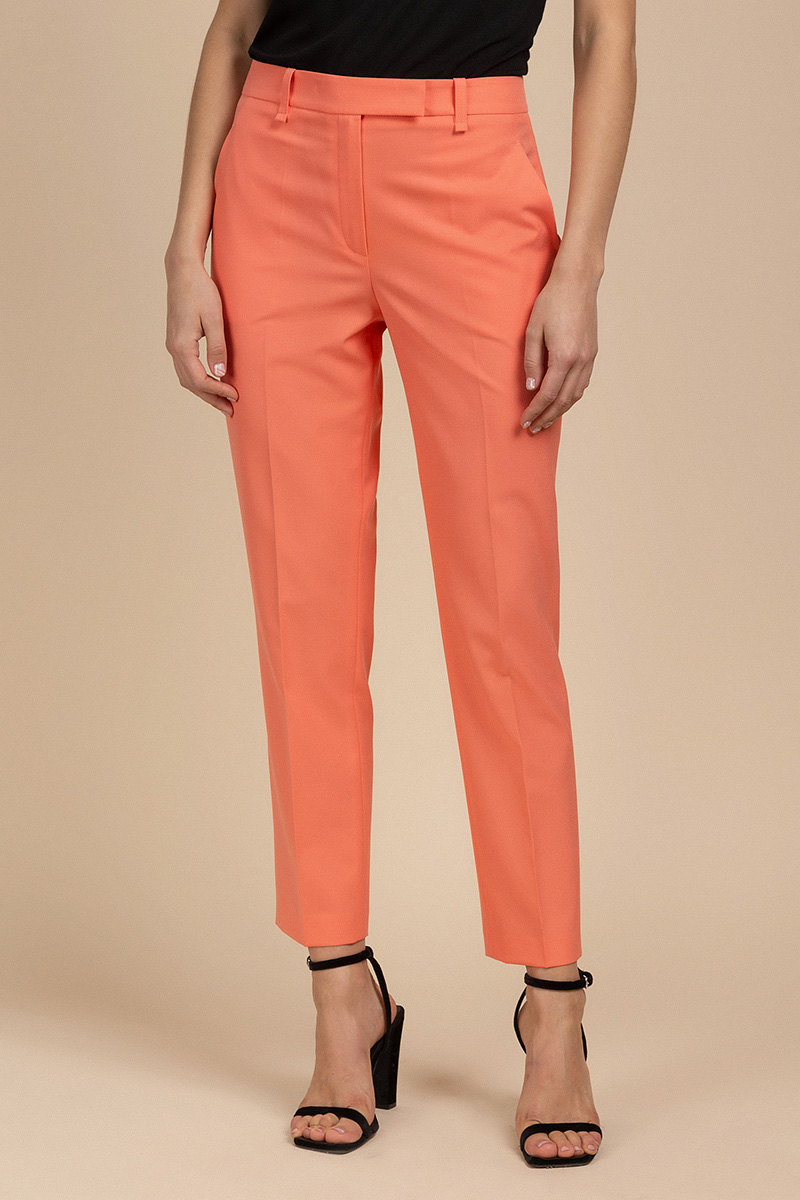 Зауженные базовые брюки VASSA&Co, пол женский, цвет розовый