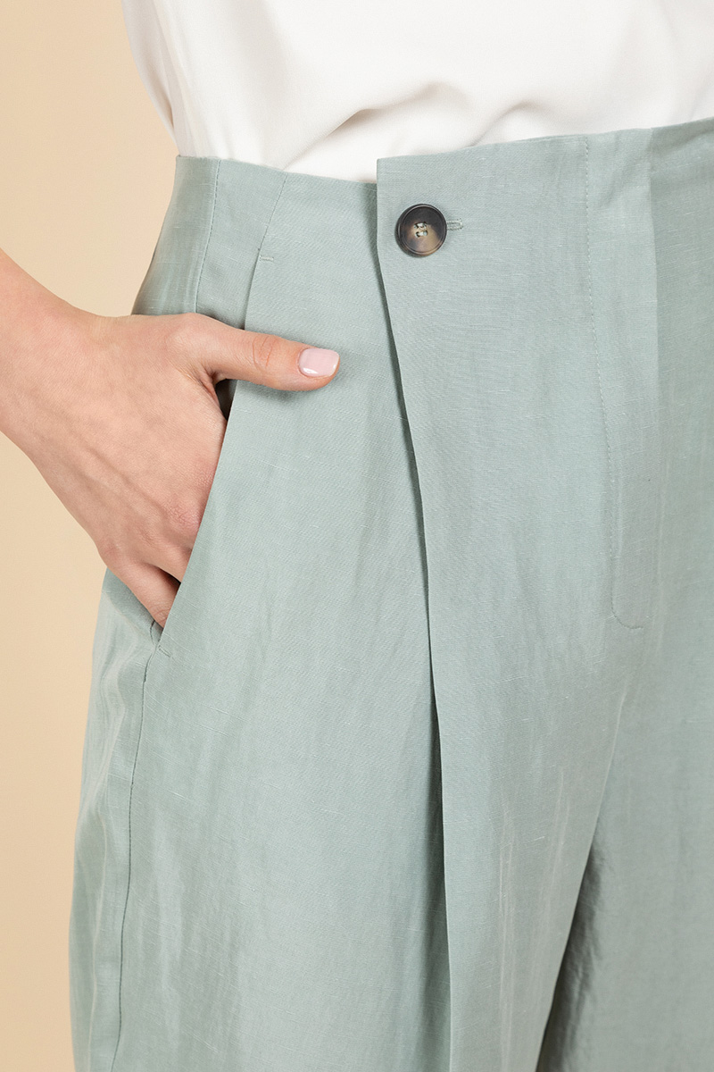 Брюки VASSA&Co, пол женский, цвет коричневый