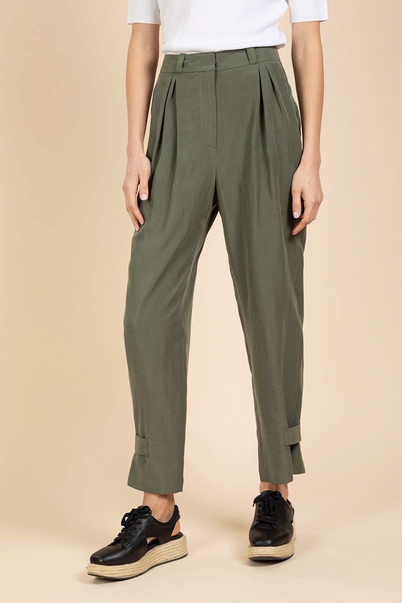 Летние брюки с защипами VASSA&Co, пол женский, цвет зеленый, фото №3