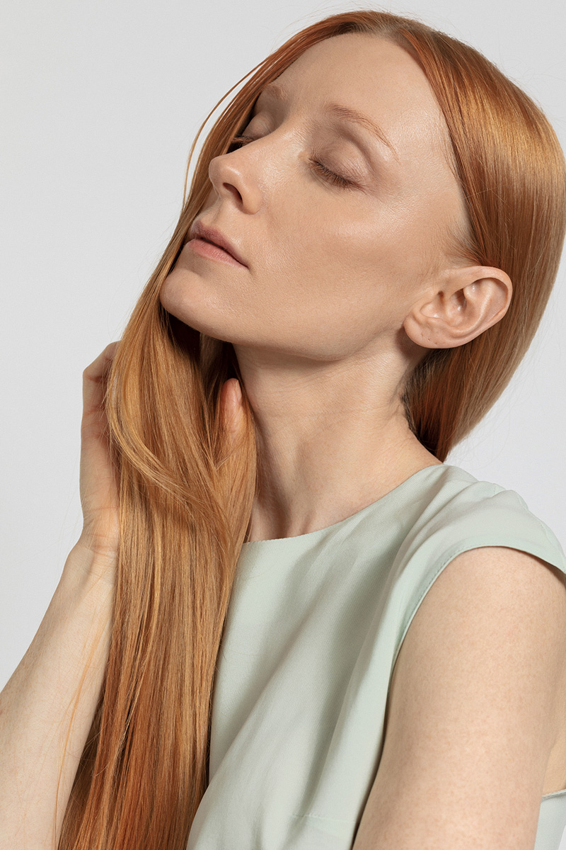 Базовая блузка из вискозы VASSA&Co, пол женский, цвет зеленый