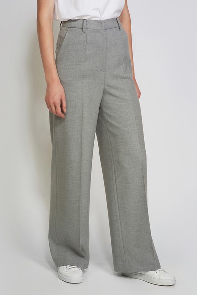 Брюки серого цвета прямого силуэта VASSA CODE, пол женский, цвет серый, фото №4