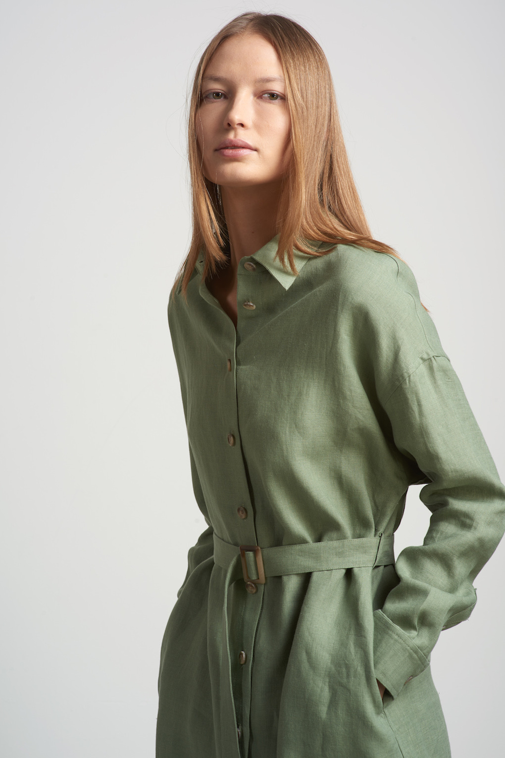 Dress VASSA CODE, пол female, цвет зеленый