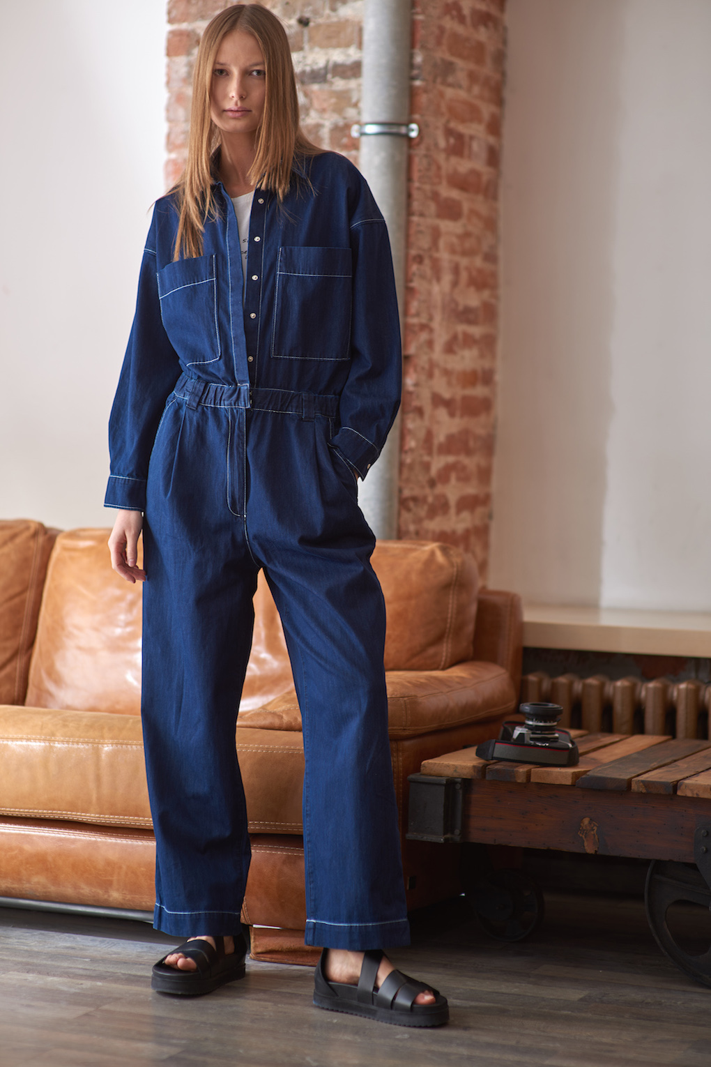 Jean overall VASSA CODE, пол female, цвет Синий