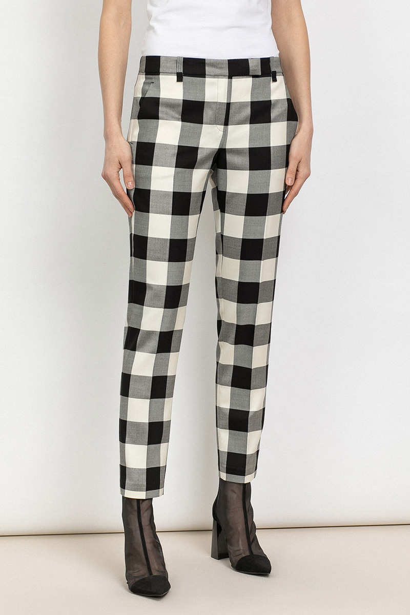 Укороченные брюки в клетку VASSA&Co, пол женский, цвет черный