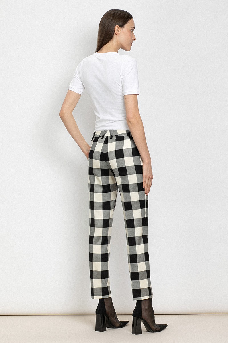 Укороченные брюки в клетку VASSA&Co, пол женский, цвет черный, фото №3
